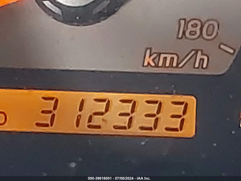 2004 Toyota 4Runner Sr5/Sport VIN: JTEBU14R040042438 Lot: 39816001