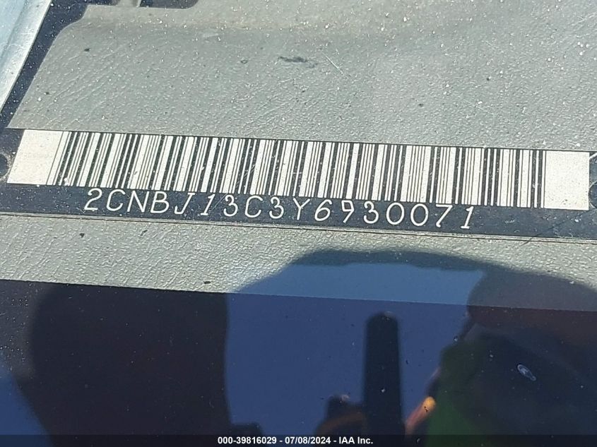 2000 Chevrolet Tracker Hard Top VIN: 2CNBJ13C3Y6930071 Lot: 39816029