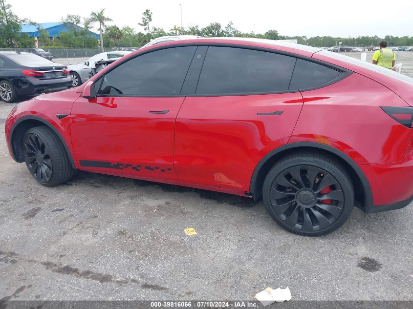 2022 Tesla Model Y VIN: 7SAYGDEF9NF460451 Lot: 39816066