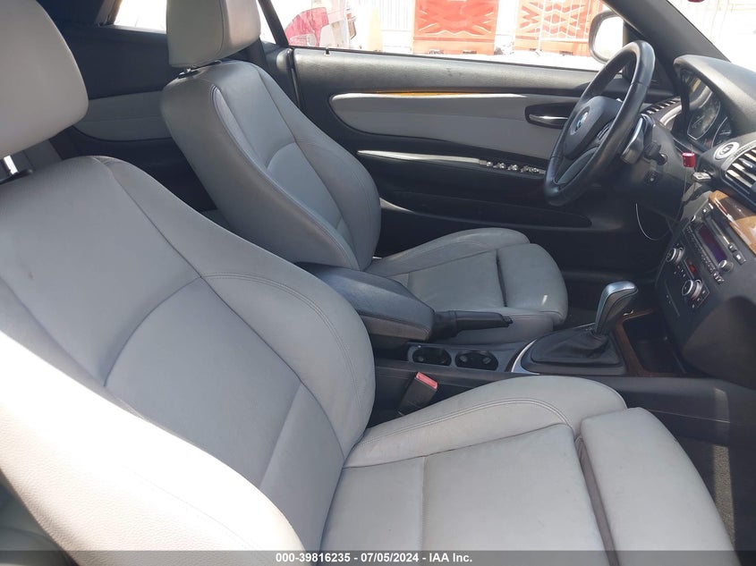 2011 BMW 128I VIN: WBAUL7C52BV381008 Lot: 39816235