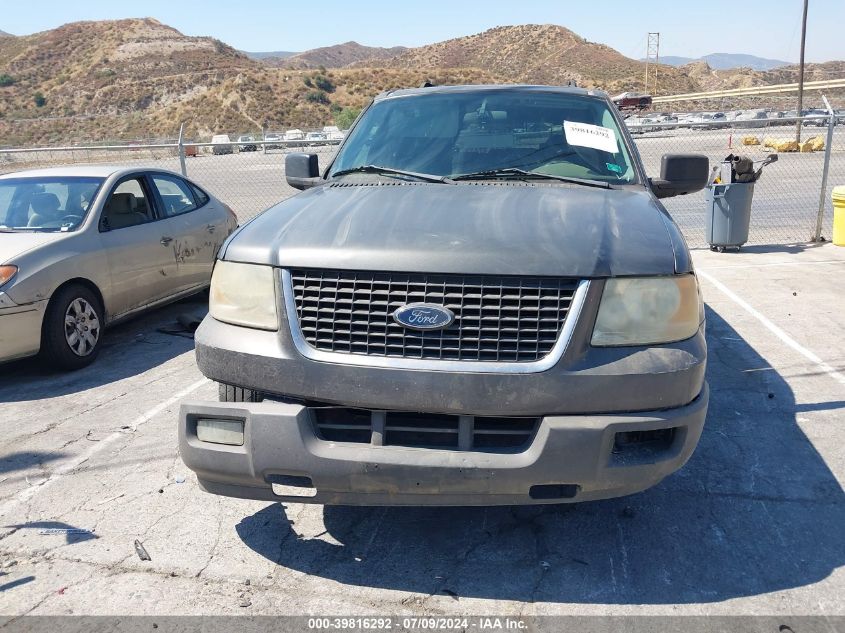 2005 Ford Expedition Xlt VIN: 1FMPU15515LA45527 Lot: 39816292