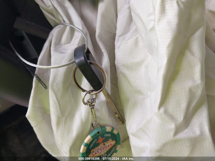 2009 Ford F350 Super Duty VIN: 1FDWW36Y39EB10172 Lot: 39816356