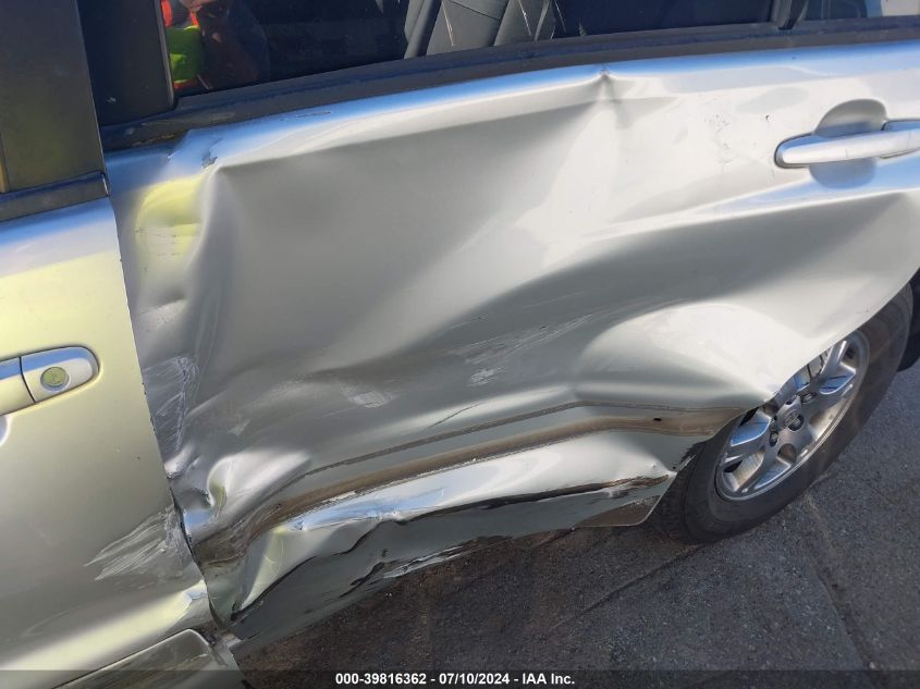 2004 Toyota Highlander V6 VIN: JTEEP21A040063699 Lot: 39816362