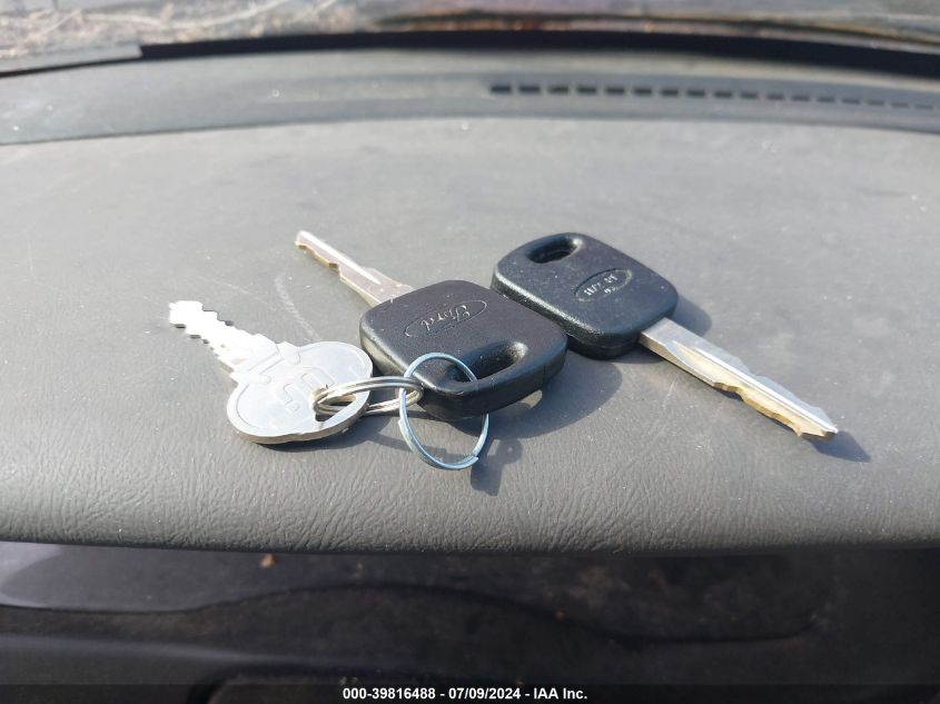 2001 Ford Explorer Xlt VIN: 1FMZU73E11UB60857 Lot: 39816488