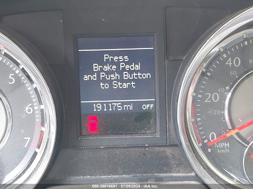 2011 Chrysler Town & Country Limited VIN: 2A4RR6DG5BR652929 Lot: 39816691