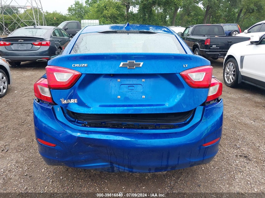 2018 CHEVROLET CRUZE LT AUTO - 1G1BE5SM0J7234776
