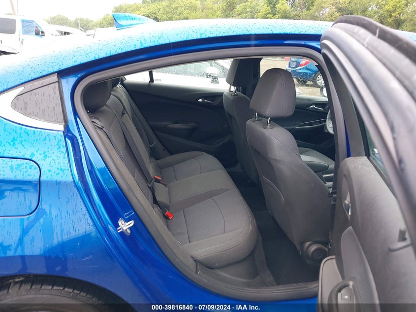 2018 CHEVROLET CRUZE LT AUTO - 1G1BE5SM0J7234776