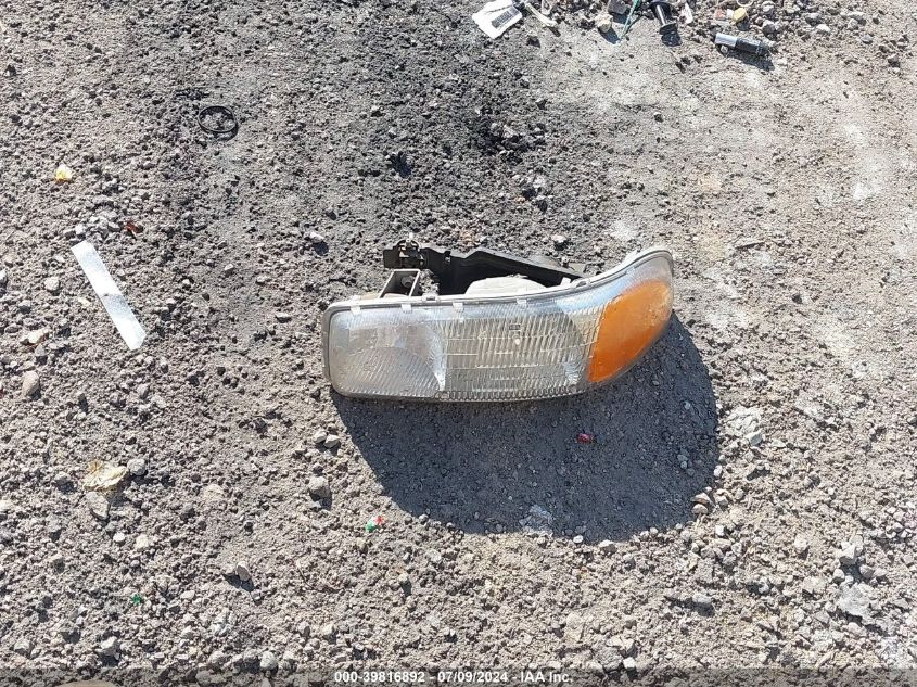 2003 GMC Sierra 2500Hd K2500 Heavy Duty VIN: 1GTHK23103F225873 Lot: 39816892