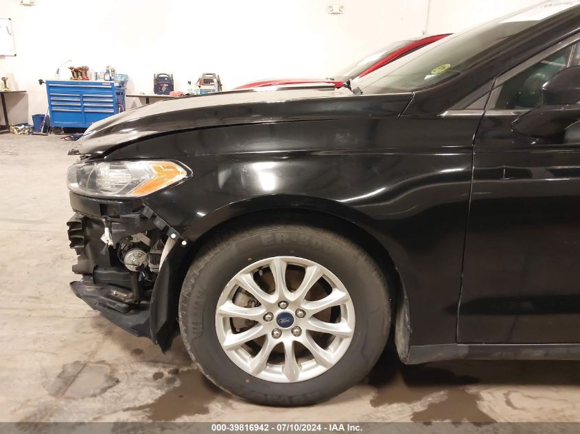 2016 Ford Fusion S VIN: 3FA6P0G74GR239124 Lot: 39816942
