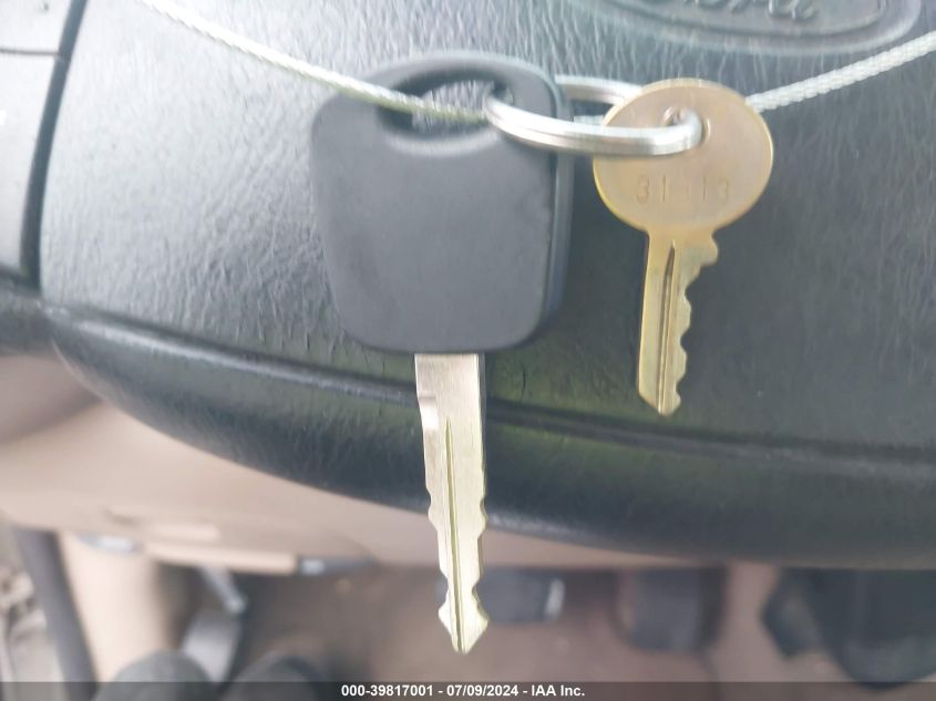 1999 Ford F150 VIN: 1FTRX17L9XKC26819 Lot: 39817001