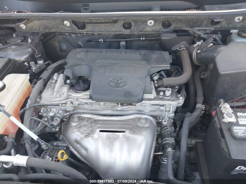 2018 TOYOTA RAV4 LE - JTMZFREV1JJ748041