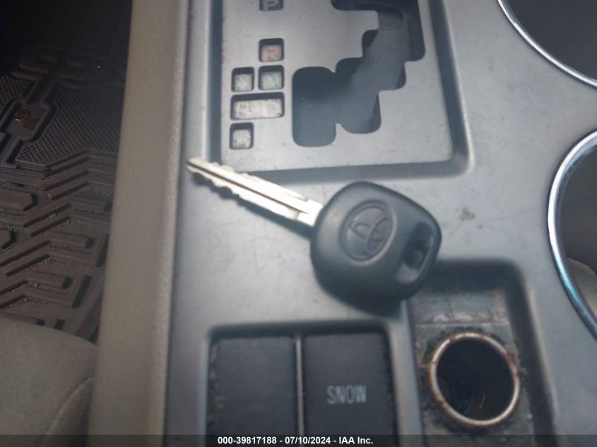 2008 Toyota Highlander Sport VIN: JTEDS43AX82053226 Lot: 39817188