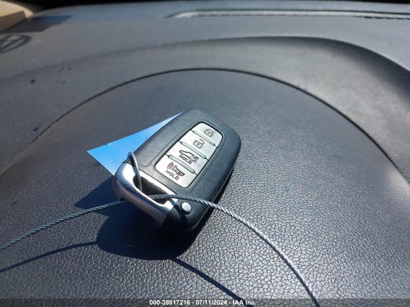 2013 Hyundai Elantra Limited VIN: 5NPDH4AE3DH227428 Lot: 39817216