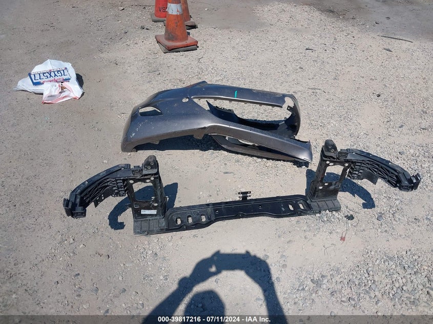 2013 Hyundai Elantra Limited VIN: 5NPDH4AE3DH227428 Lot: 39817216