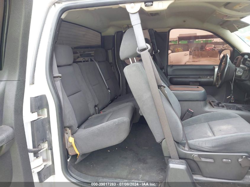 2008 Chevrolet Silverado 1500 Lt2 VIN: 2GCEC19J681208365 Lot: 39817283