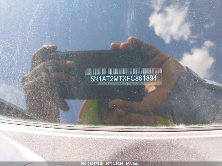 2015 NISSAN ROGUE SL - 5N1AT2MTXFC861894