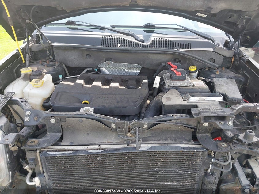 2014 Jeep Compass Sport VIN: 1C4NJDBB1ED800136 Lot: 39817469