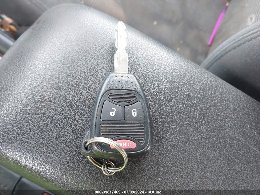 2014 Jeep Compass Sport VIN: 1C4NJDBB1ED800136 Lot: 39817469