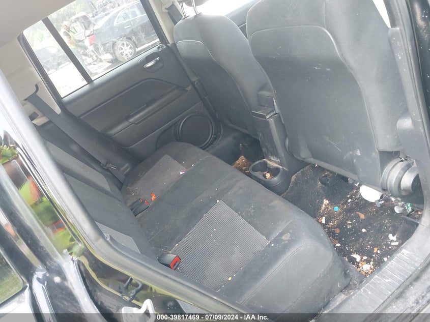 2014 Jeep Compass Sport VIN: 1C4NJDBB1ED800136 Lot: 39817469