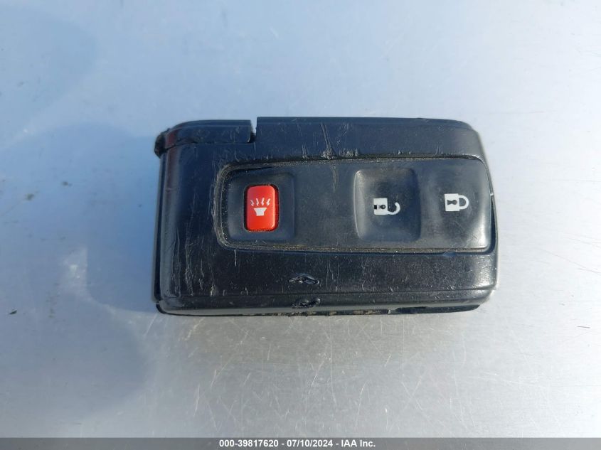 2004 Toyota Prius VIN: JTDKB20U040094727 Lot: 39817620