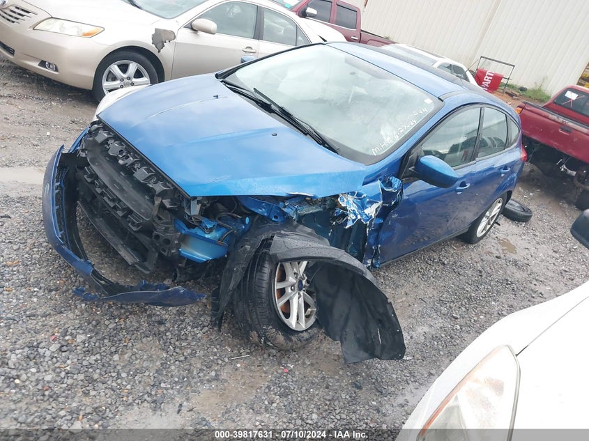 VIN 1FADP3K27JL315980 2018 FORD FOCUS SE