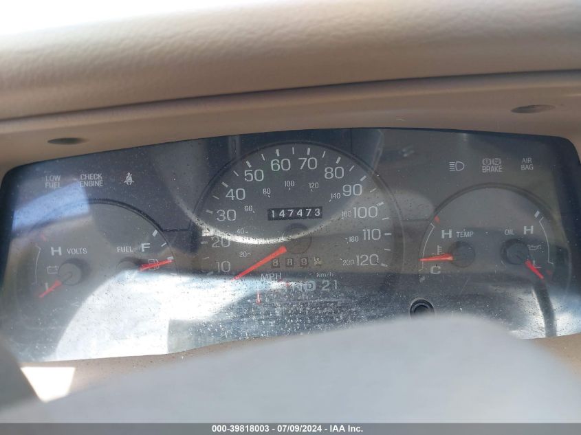 2005 Mercury Grand Marquis Gs VIN: 2MEFM74W45X658224 Lot: 39818003