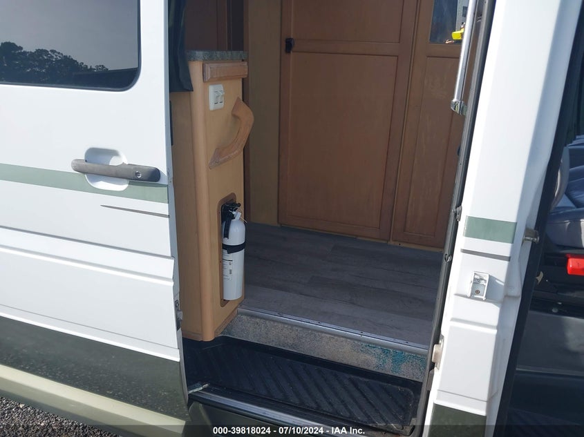 WD0PD744765897457 2006 Dodge Sprinter Van 2500 Shc