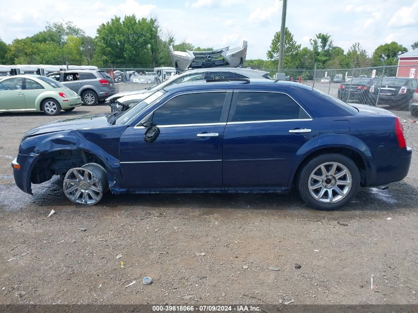 2006 Chrysler 300C VIN: 2C3KA63H66H281322 Lot: 39818066