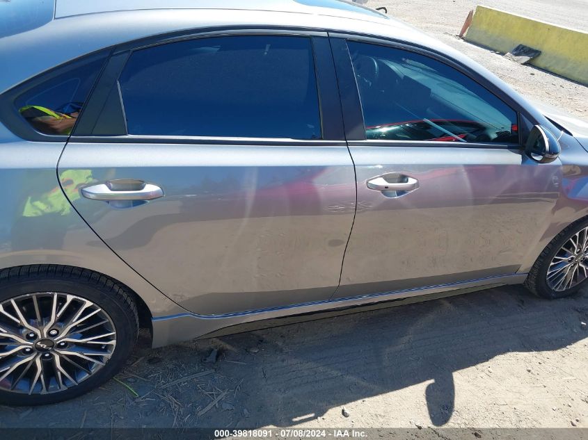 2022 Kia Forte Gt-Line VIN: 3KPF54AD6NE498353 Lot: 39818091