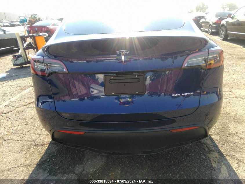 2024 Tesla Model Y VIN: 7SAYGDEE2RF075603 Lot: 39818094