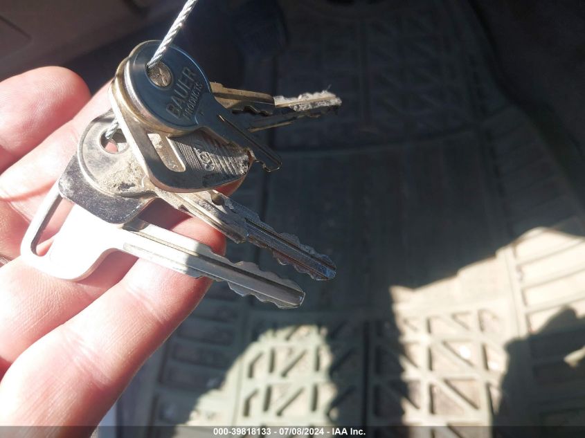 1999 Toyota Tacoma VIN: 4TAWN72N6XZ559793 Lot: 39818133