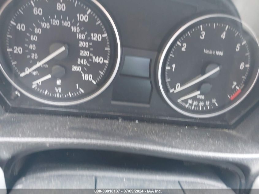 2009 BMW 328 Xi VIN: WBAPK73539A450352 Lot: 39818137