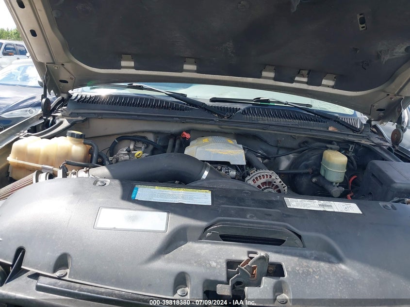 2000 Chevrolet Silverado K1500 VIN: 2GCEK19T6Y1374616 Lot: 39818380