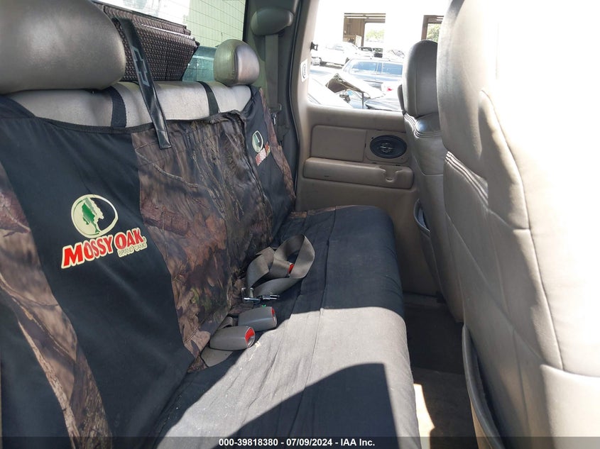 2000 Chevrolet Silverado K1500 VIN: 2GCEK19T6Y1374616 Lot: 39818380