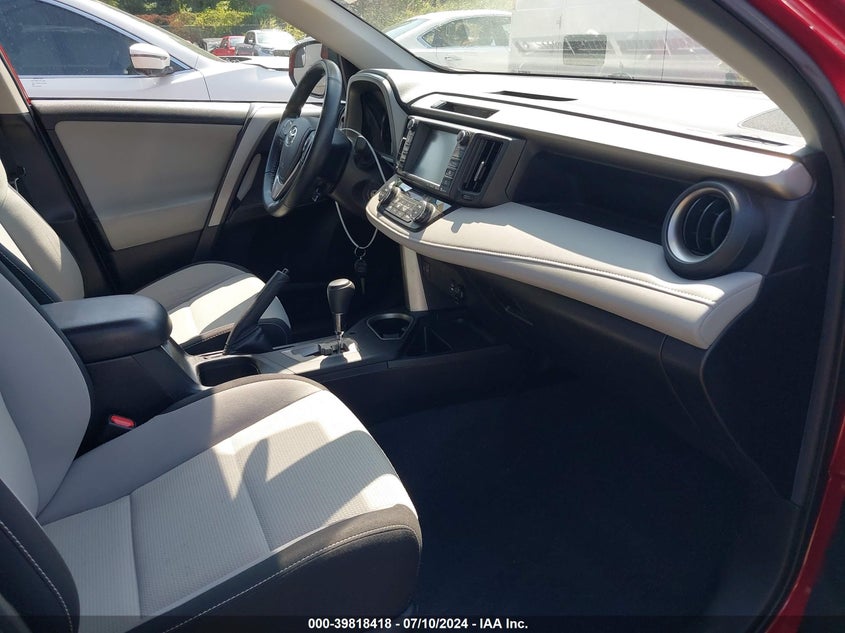 2017 TOYOTA RAV4 XLE - 2T3RFREV9HW624756