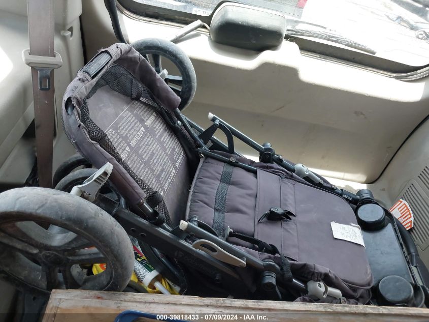 2006 Ford Explorer Xlt VIN: 1FMEU63E86ZA16869 Lot: 39818433