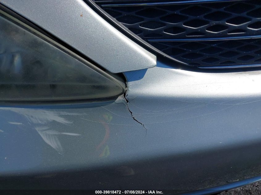 2003 Toyota Camry Le VIN: JTDBE32K130231603 Lot: 39818472