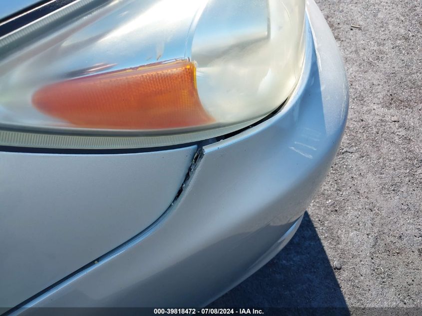 2003 Toyota Camry Le VIN: JTDBE32K130231603 Lot: 39818472