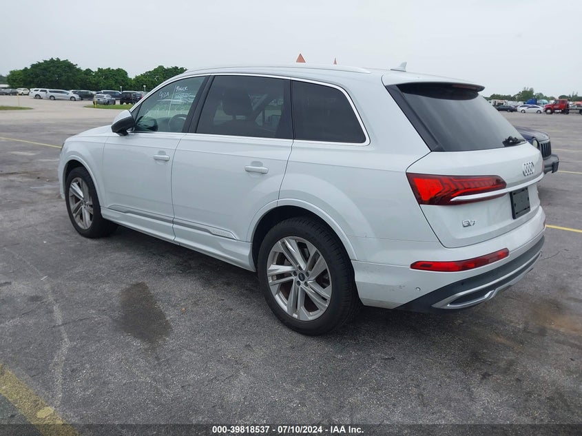 VIN WA1LXAF70MD013696 2021 AUDI Q7 PREMIUM PLUS 55 TFSI QUATTRO TIPTRONIC