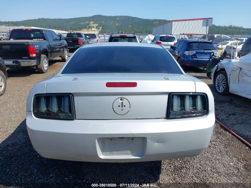 2007 Ford Mustang V6 Deluxe/V6 Premium VIN: 1ZVFT80N075343655 Lot: 39818580