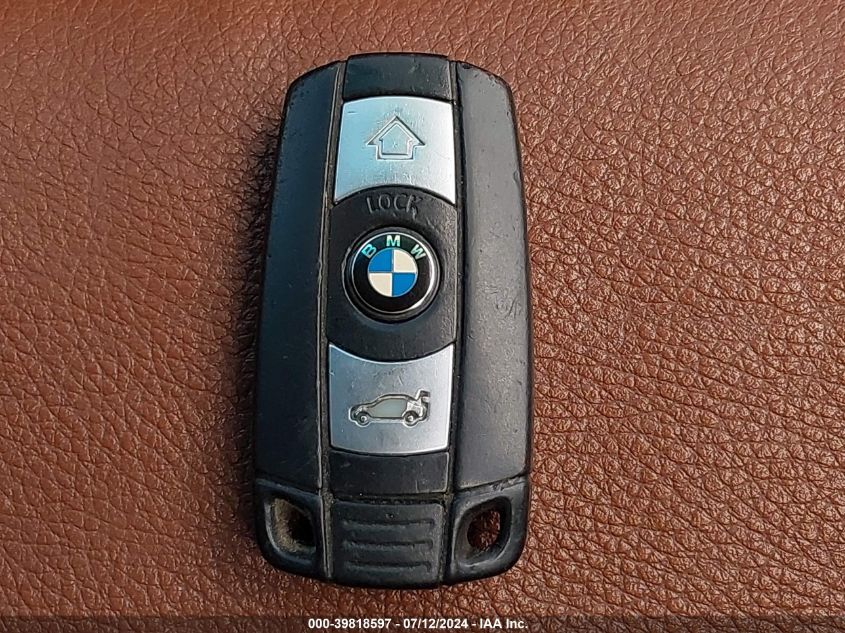 2006 BMW 530I VIN: WBANE73576CM43077 Lot: 39818597