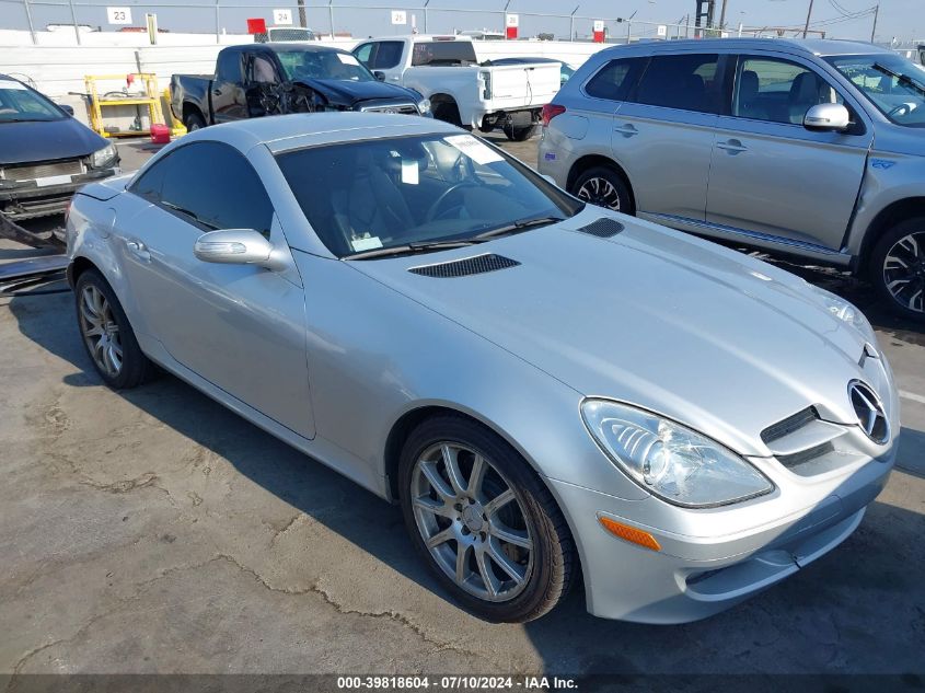 2005 Mercedes-Benz Slk 350 VIN: WDBWK56FX5F038948 Lot: 39818604