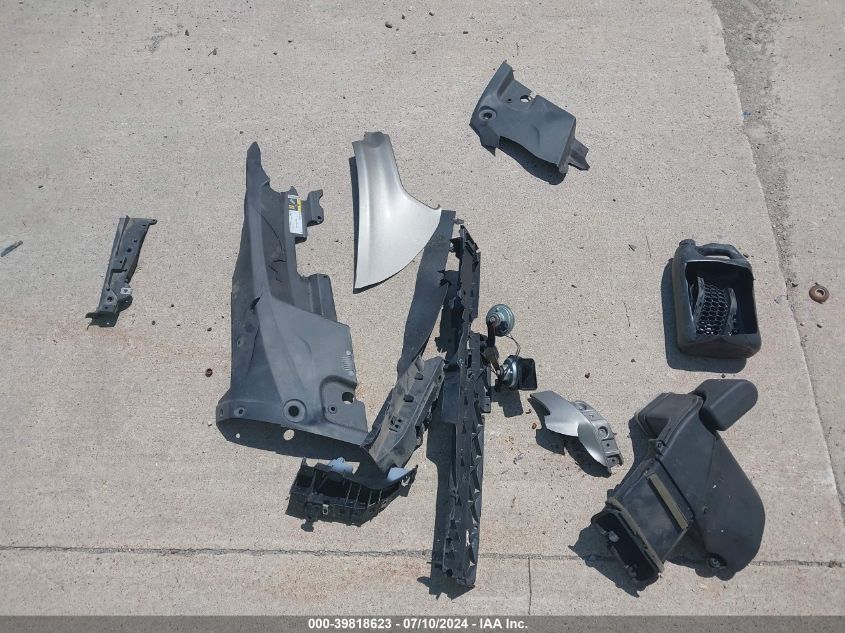 2017 Jeep Cherokee Limited 4X4 VIN: 1C4PJMDB9HW528143 Lot: 39818623