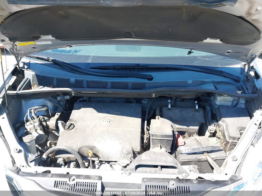 2011 Toyota Sienna Xle VIN: 5TDDK3DC1BS028925 Lot: 39818668