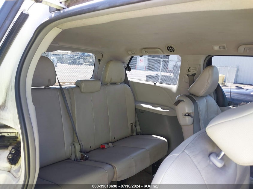 2012 Toyota Sienna Xle V6 8 Passenger VIN: 5TDYK3DCXCS268851 Lot: 39818690