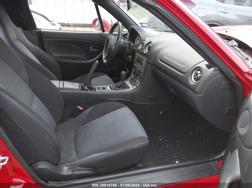 2005 Mazda Mx-5 Miata Cloth VIN: JM1NB353350412814 Lot: 39818758