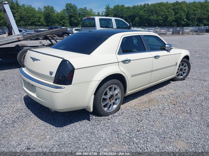 2007 Chrysler 300C VIN: 2C3LK63H67H670030 Lot: 39818759