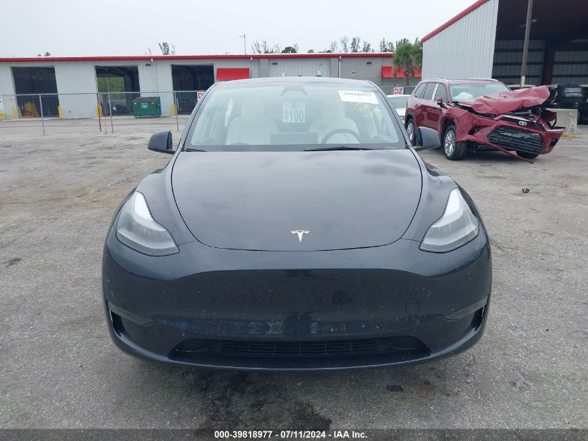 2024 Tesla Model Y Long Range/Rwd VIN: 7SAYGDED9RF093622 Lot: 39818977