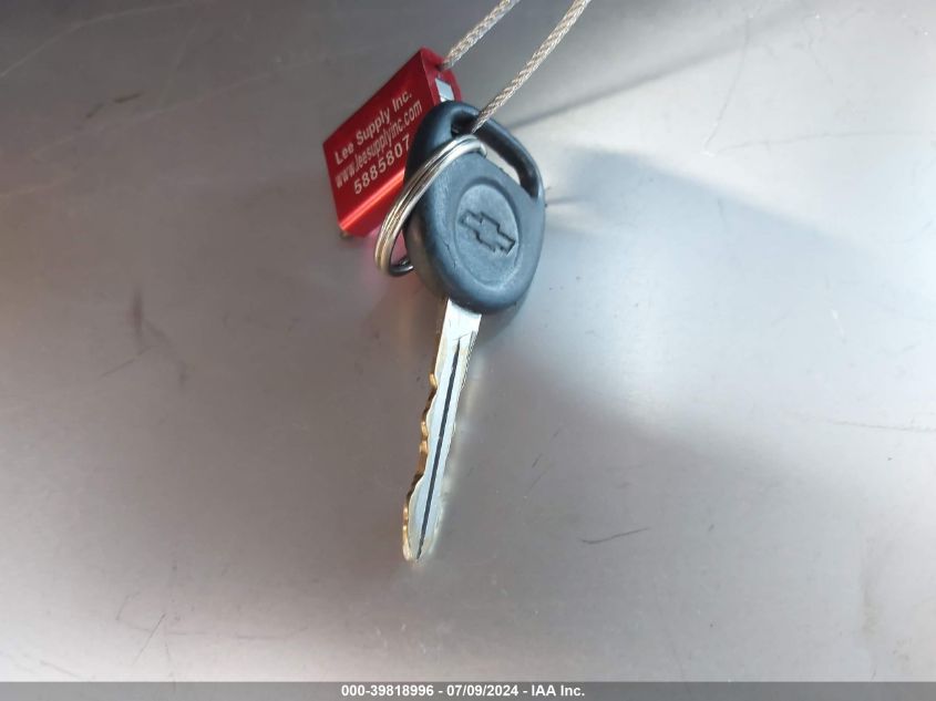 2004 Chevrolet Suburban 1500 Lt VIN: 1GNEC16T44J239790 Lot: 39818996