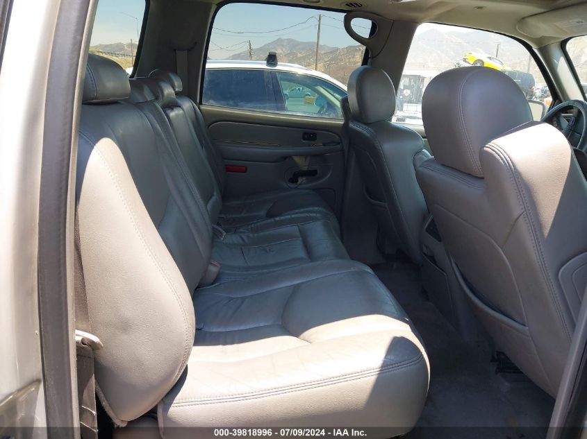 2004 Chevrolet Suburban 1500 Lt VIN: 1GNEC16T44J239790 Lot: 39818996